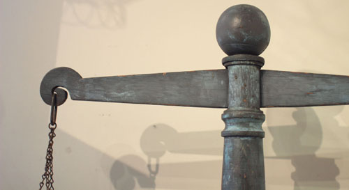 Antique american iron balance weighing scale with weights